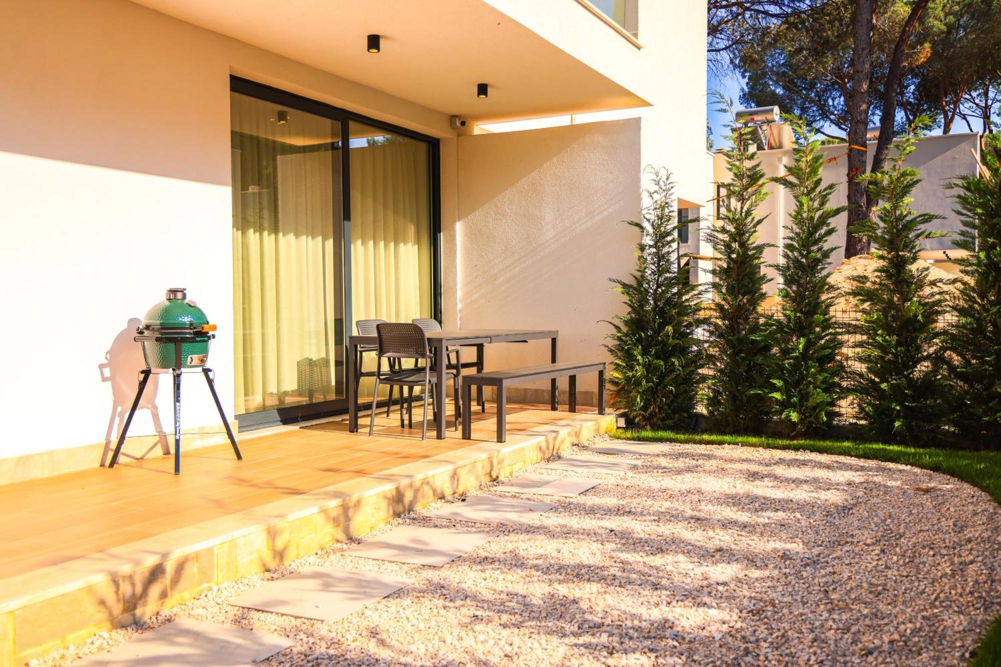 Sanpietro Vacation Rentals Plazhi San Pietro Exterior photo